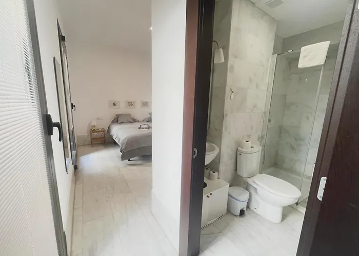 Center Confort 3 * Sevilla
